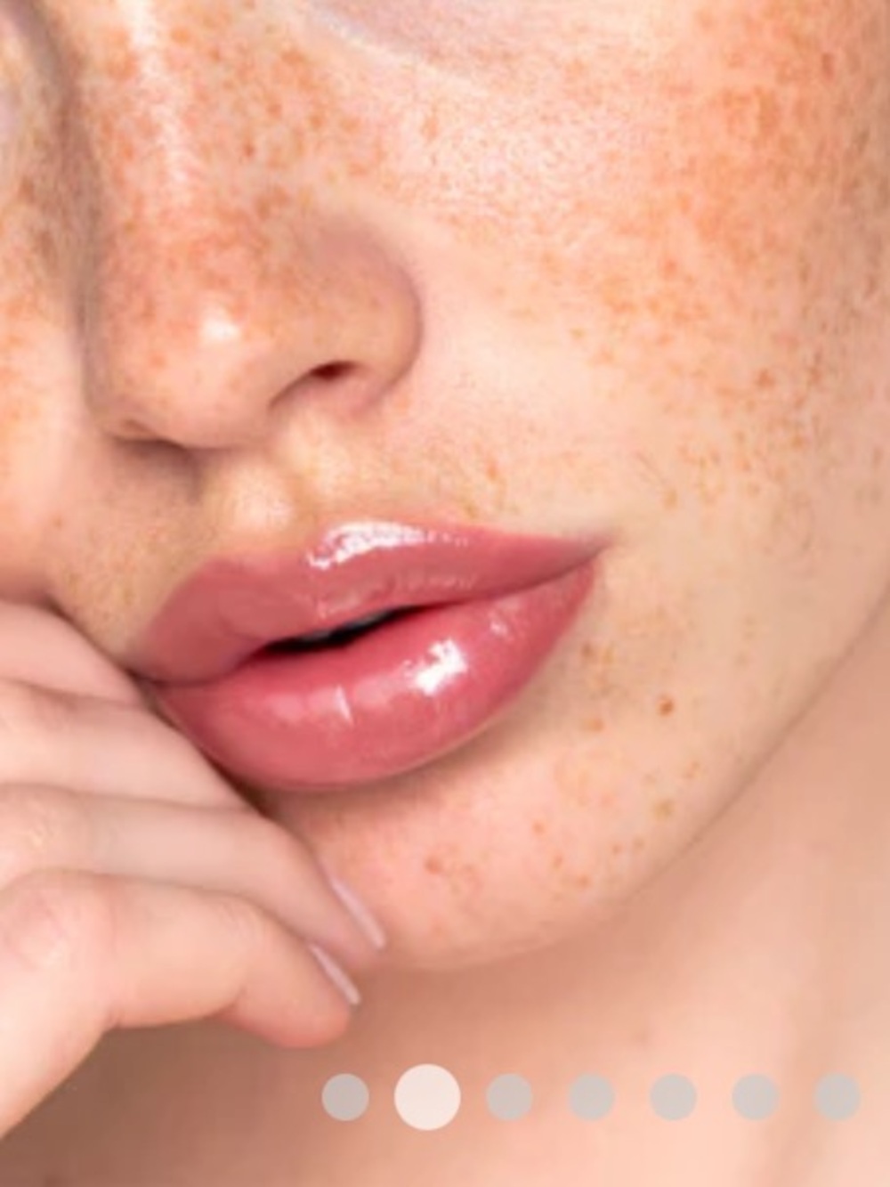 By terry dazzling rose BAUME DE ROSE LIP OIL SERUM - Picture 2 of 4